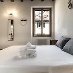 Ponte Postumio Lägenhet