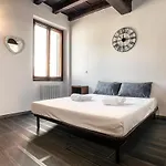 Ponte Postumio Apartament