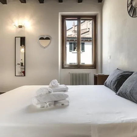 Ponte Postumio Apartment