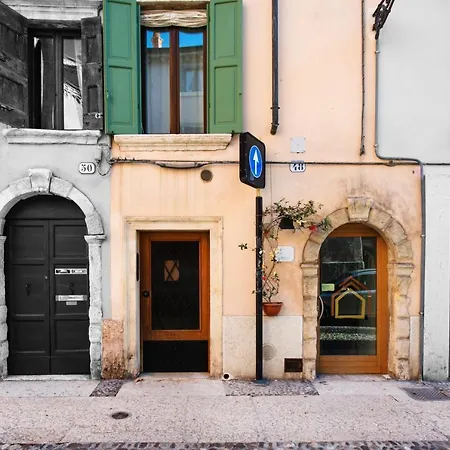 Ponte Postumio Apartment