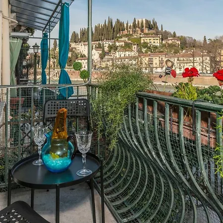 Apartament Ponte Postumio Werona